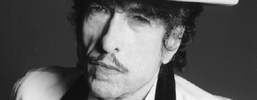 Huyền thoại âm nhạc Bob Dylan bán toàn bộ các tác phẩm cho Universal